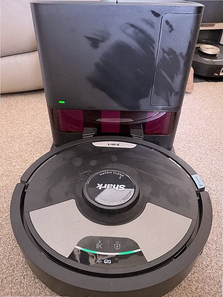 Shark Matrix Plus 2-in-1 Self-Empty Robot Vacuum & Mop - [RV26201EUK30]